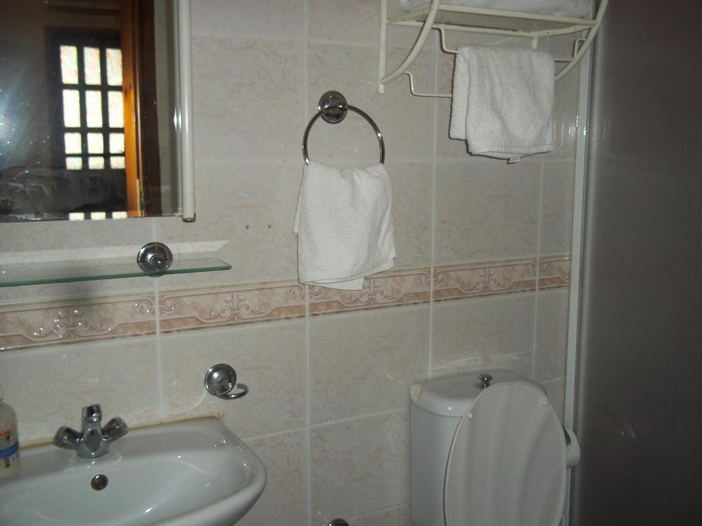 Erciyes Apart Hotel Fethiye Bilik gambar